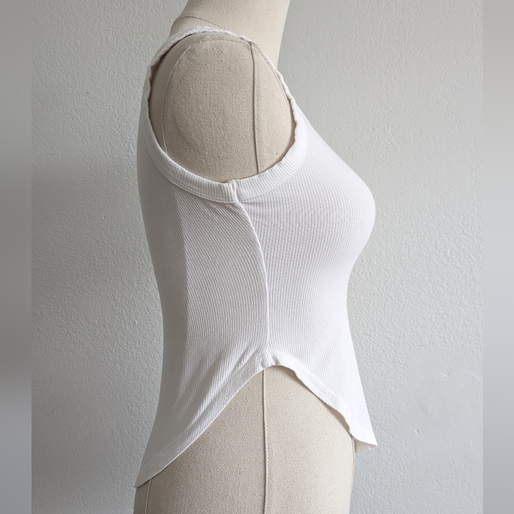 Sleeveless Ribbed High-Low Tank White - Picture 3 of 9